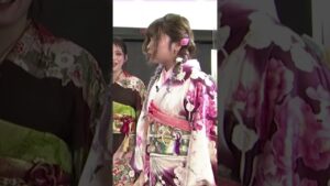 【女子プロレス】ジュリアと中野たむが正月の鏡開きで酒を掛け合ってブチ切れ!【スターダム】